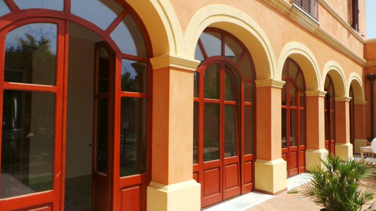 Bed and Breakfast Oasi Ottocento Куарту-Сант'Элена Экстерьер фото